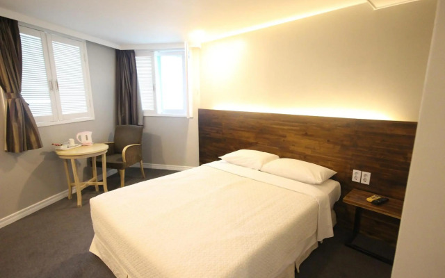 Ocean View Hotel