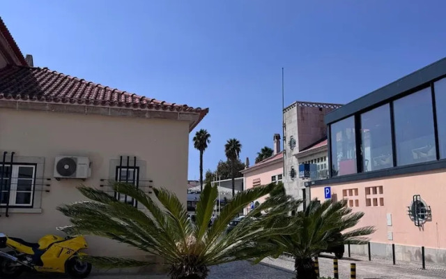 The Pearl - Cascais Guest House - City & Beach