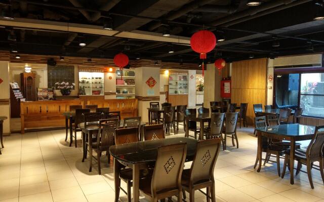 Chiayi Crown Hotel
