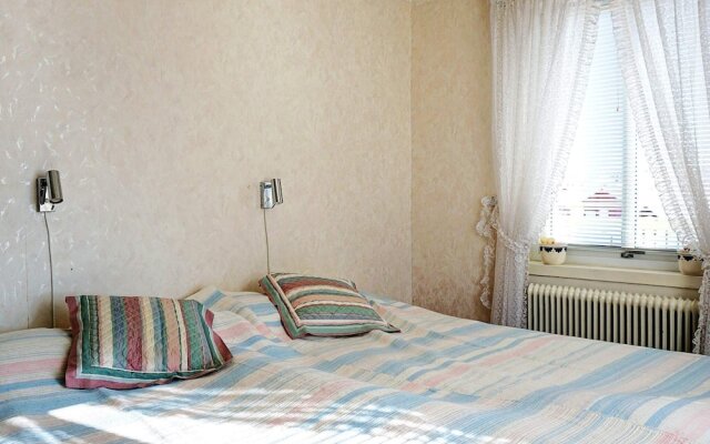 8 Person Holiday Home in Kungshamn