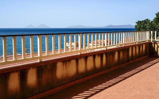 Eolie View Apartment