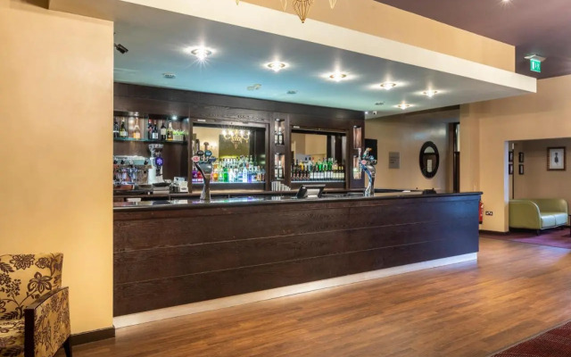 Gloucester Robinswood Hotel, BW Signature Collection