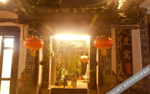 Lijiang Tiger House Inn