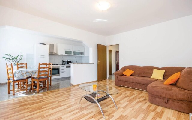 Stunning Apartment in Matulji With 1 Bedrooms and Wifi