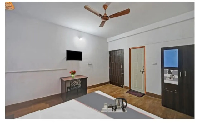 Goroomgo Madison Blue Bhubaneswar