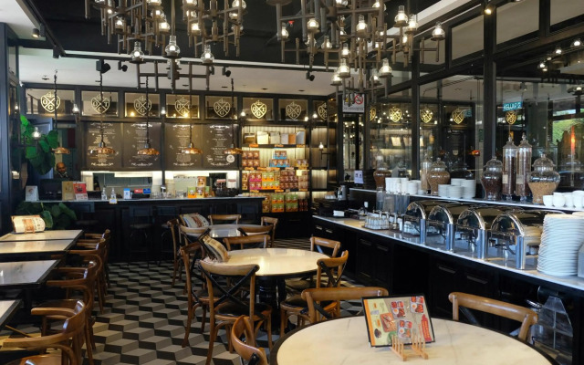 M Boutique Hotel