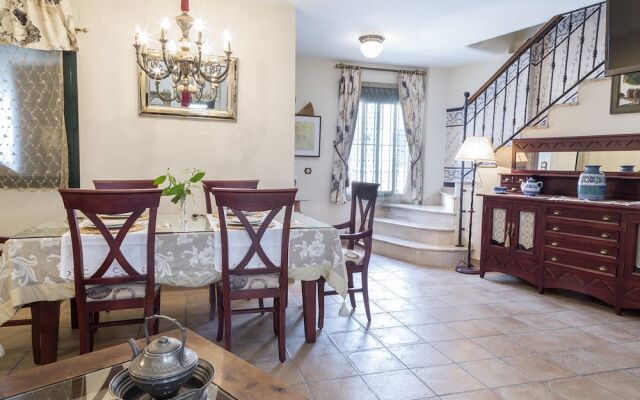 Mafloras Suites El Bosque