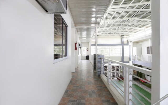Ljenj Apartelle by OYO Rooms