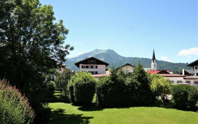 Alpenflair Ferienwohnungen Whg 107 "Fliederbusch"