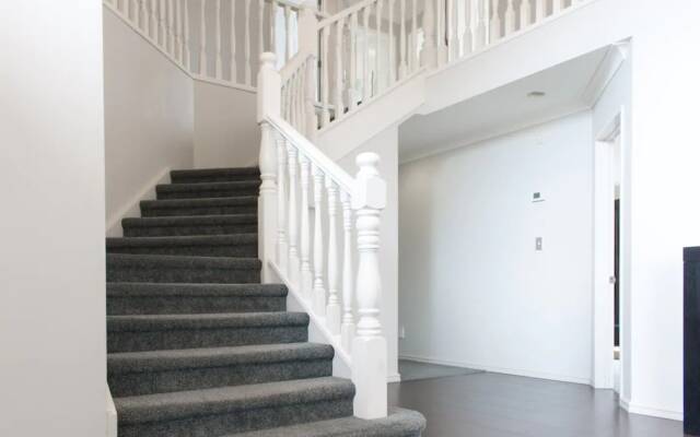 Elegant 6 Bedroom Home in East Auckland