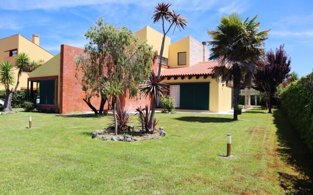 Villa With 4 Bedrooms In Praia De Mira, With Private Pool, Enclosed Garden And Wifi