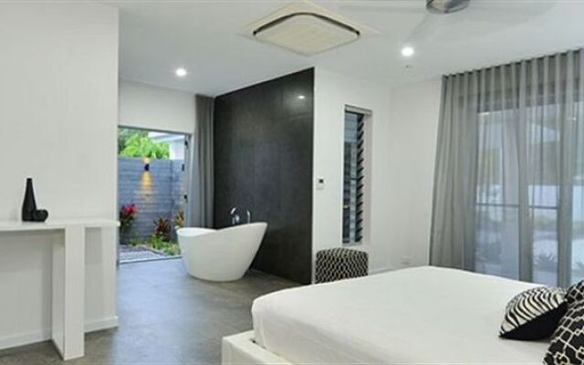 #2 Andrews – Port Douglas