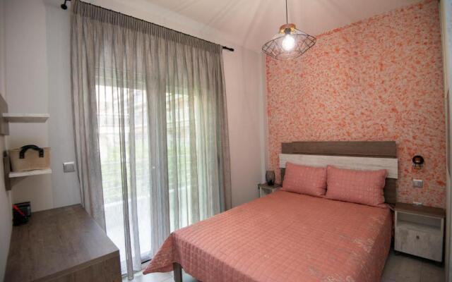 ENIO AXD guest house with private parking