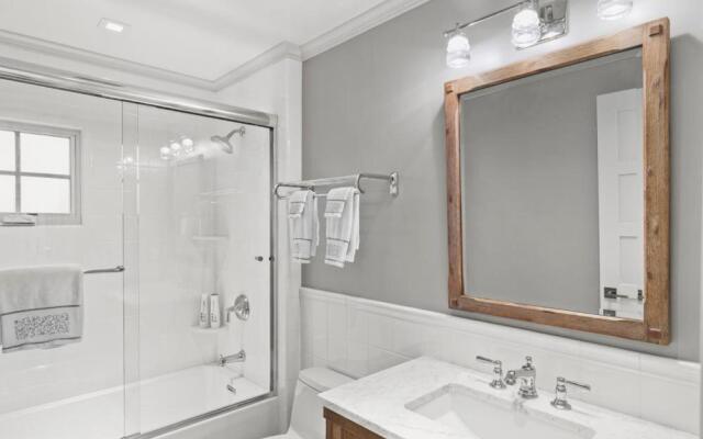 Beautiful Remodeled Home 30 night min