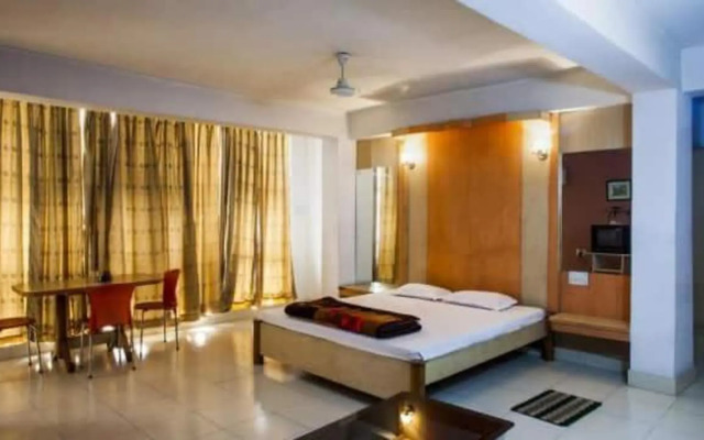 OYO 14085 Sharda Hotel