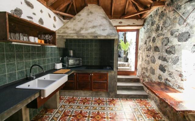 Casa 1820 by Rural La Palma