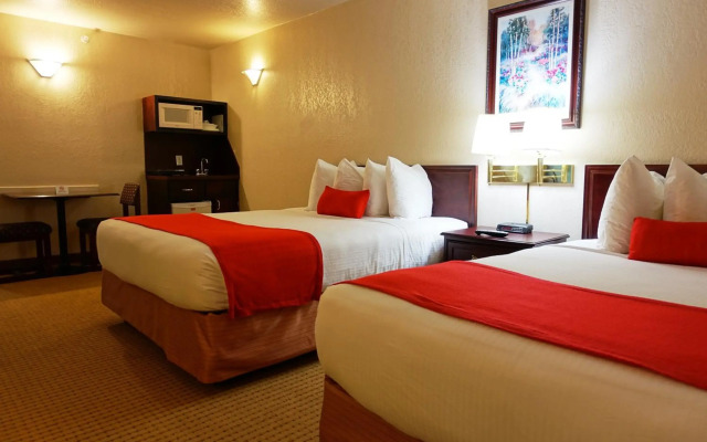 Ramada by Wyndham Lloydminster