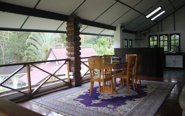 The Stove House Hang Dong Chiang Mai