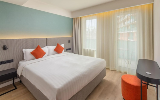 Escala Hotel & Suites