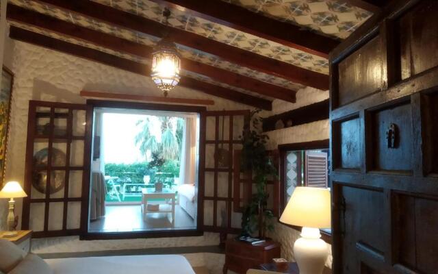 Apartamento con terraza y vistas al mar