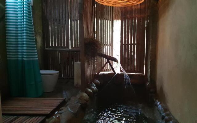 Maka-Kalinaw 4 Wabi-sabi Room, Spa bath