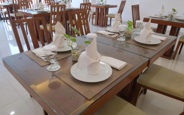 Grand Orchid Hotel