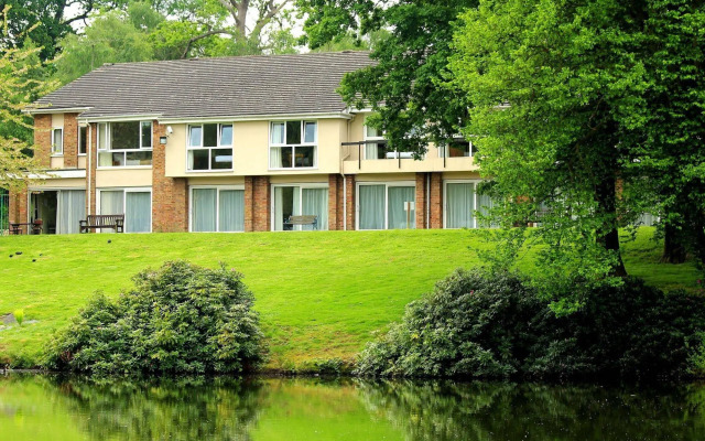 The Inn on the Lake Hotel