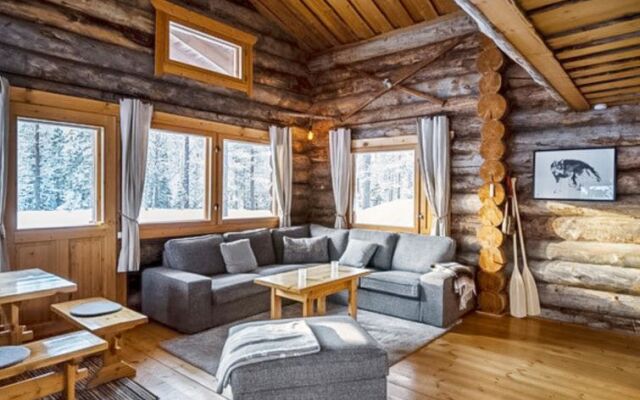 Holiday Home Kelosaajo
