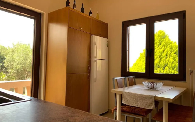 Stunning 3-bedroom Villa Near Malia Beach
