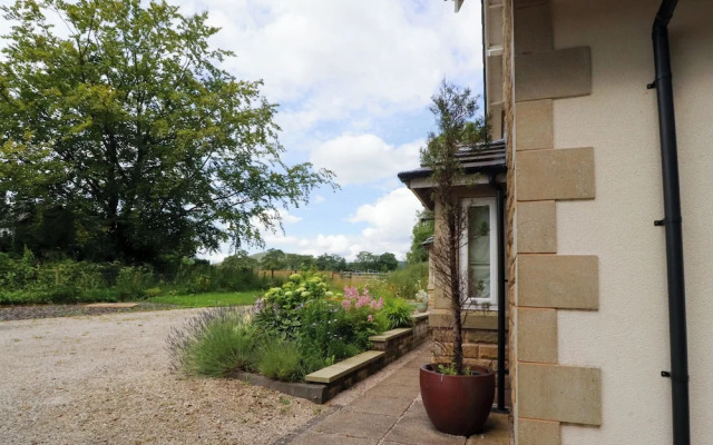 Low Orchard House