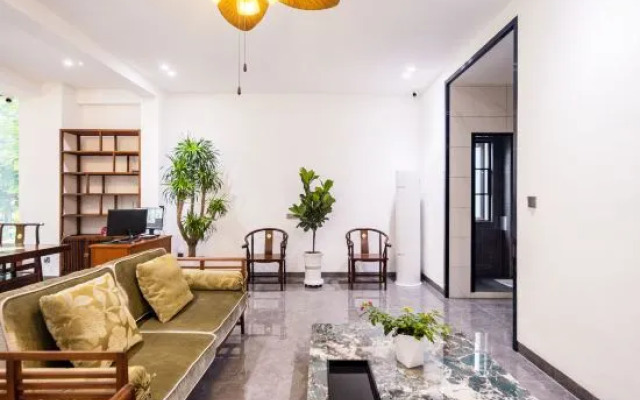 Xishuangbanna Jinghong Nuanqixia Room Courtyard