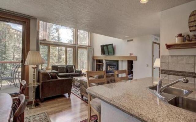 1633 Quicksilver Condo