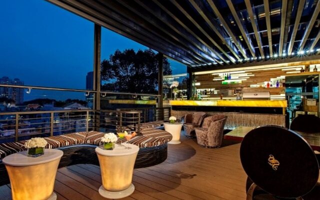 Signature Boutique Hotel