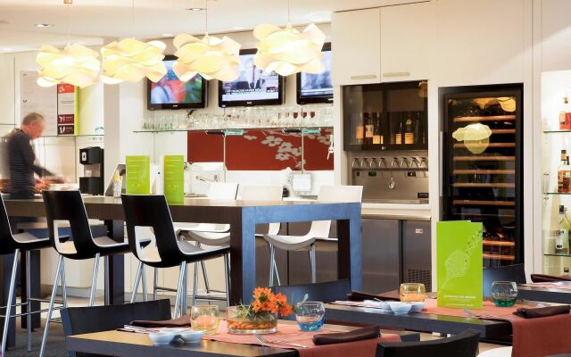 Mercure Pau Palais Sports