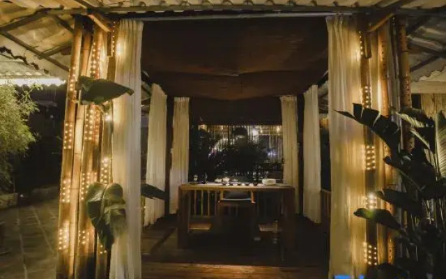 Qingshen Zhujian Guesthouse