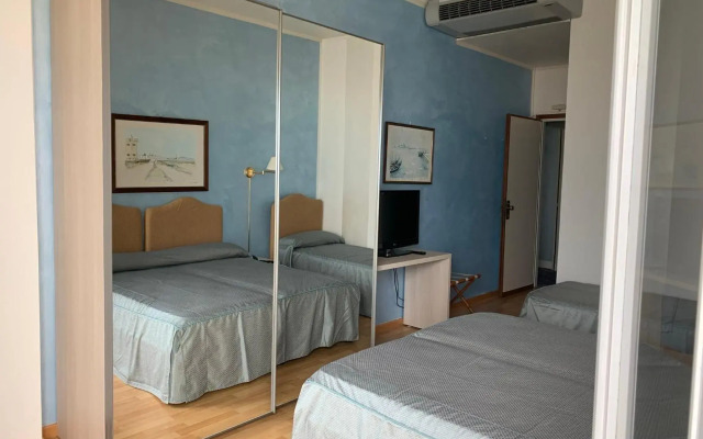 Hotel Universo