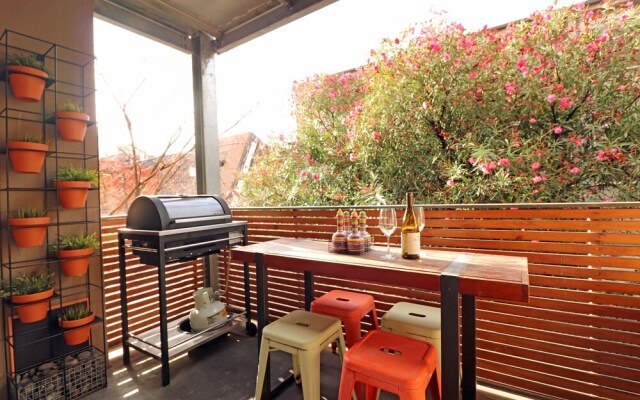 Colour Pop Fitzroy - Pets, Parking, Balcony, 3bdrm