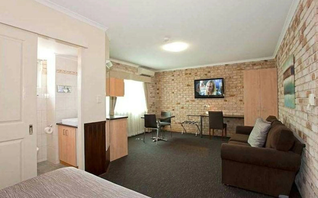 Highlander Motor Inn & Apartments – Guest Rooms – Toowoomba