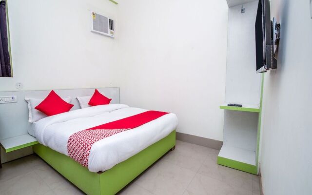 Oyo 14895 Hotel Stay Inn