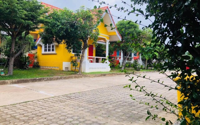 Baan Chom Chan Resort