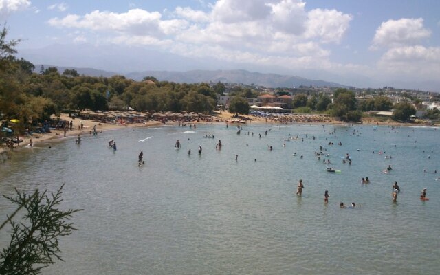 Posto studio 2 chania crete 100 m from the beach