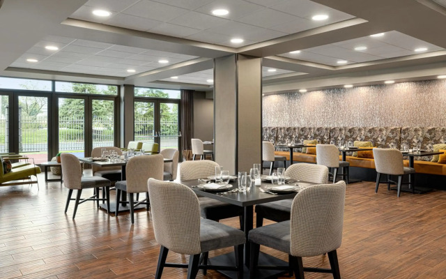 Four Points by Sheraton Columbus-Polaris