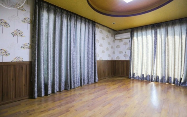 Boryeong Venus Pension