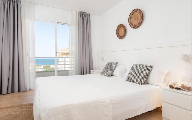 Apartamentos Bauló Mar