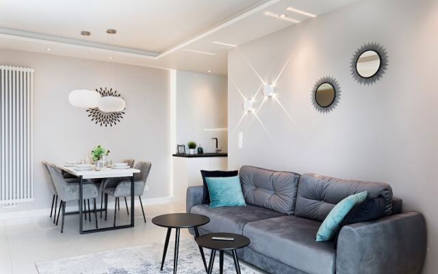 Gardenia Seaside 2 Apartments by Renters