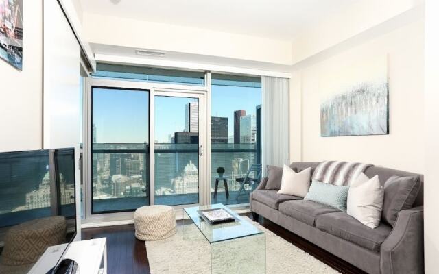 Platinum Suites - Modern Luxury High Rise Condo