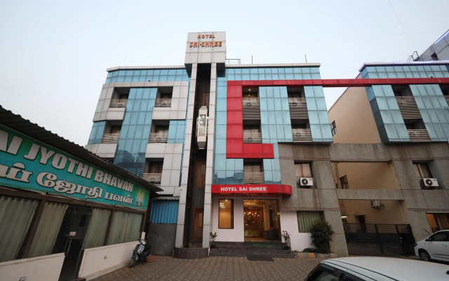 OYO 4445 Hotel Saishri