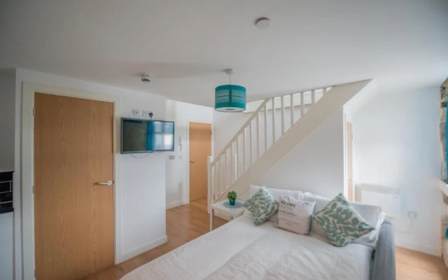 Kirkstall Bridge Apartments - 22