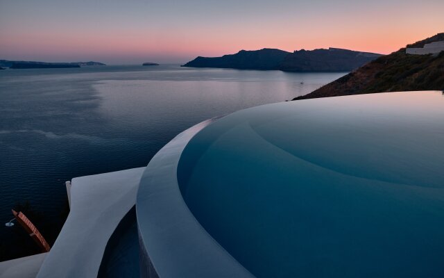 Mystique, a Luxury Collection Hotel, Santorini