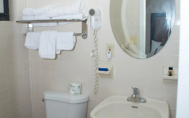 Atlantic Inn & Suites